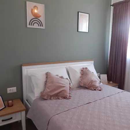 Apartament Luka *