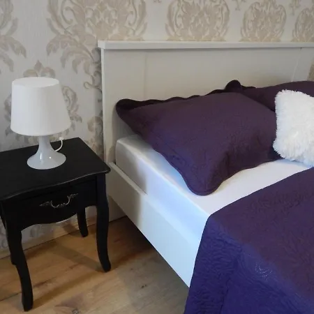 Apartament Luka *