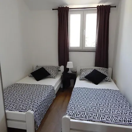 Apartament Luka Grebaštica