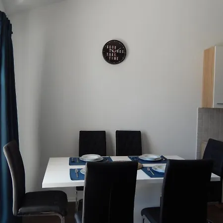 Apartment Luka